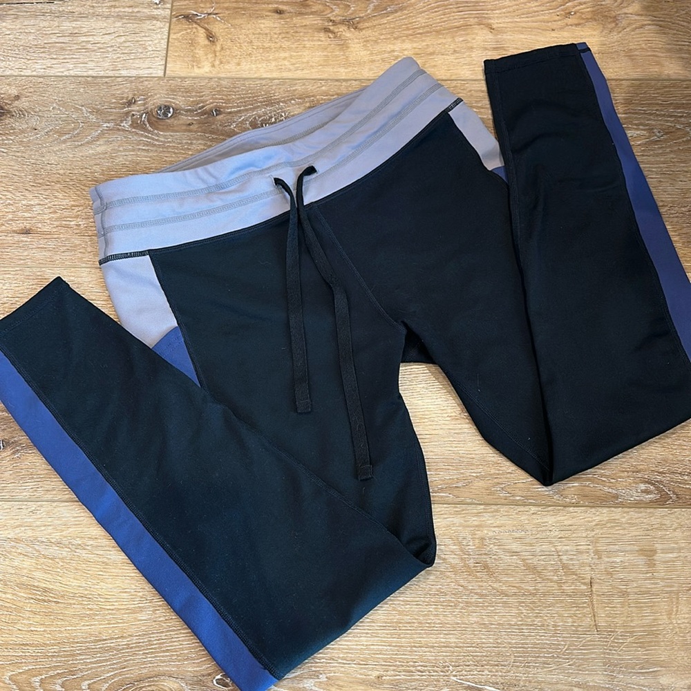 Fabletics Powerhold Leggings Size Large